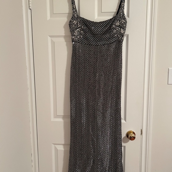 Badgley Mischka Black and Silver full length dress - Picture 9 of 10